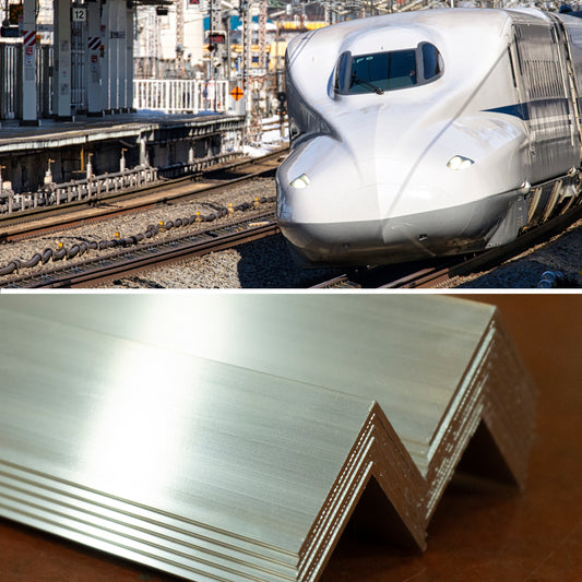 東海道新幹線の車両で使用されていたアルミ素材を、新幹線型のキーホルダー本体に再利用。車両は引退後、原材料として再利用され「再生アルミ」という第二の人生を歩みます。この東海道新幹線再生アルミは、製造する際のCO2排出量が、通常のアルミを新製する場合に比べて97%削減でき、実際に駅舎や内装用建材として再利用されています。(引用:東海道新幹線再生アルミの駅舎等への活用について プレスリリース)