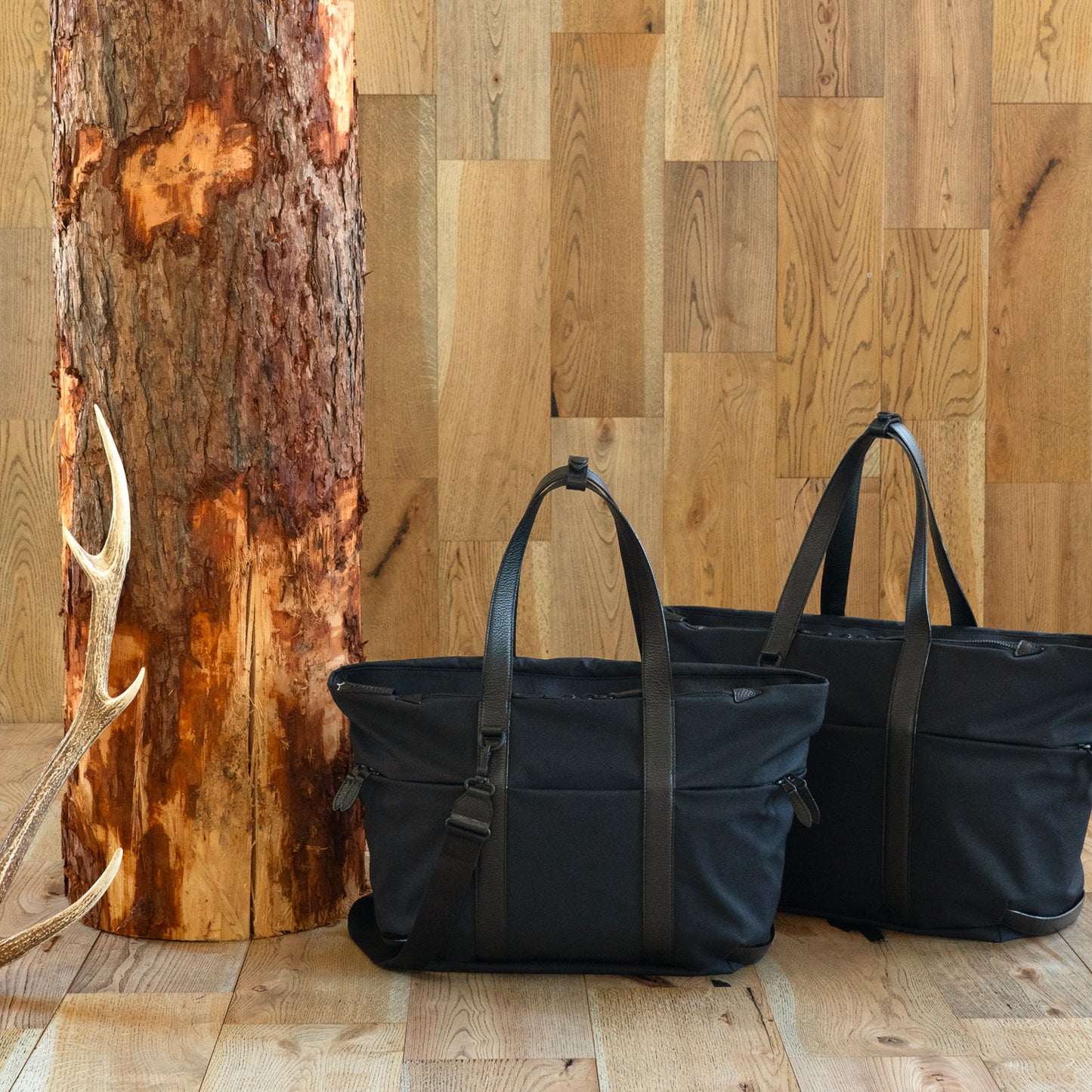 北海道産の牛革をふんだんに使用し高級感がありながら、高い機能性を併せ持つ「Lake ユーティリティトートバッグ」M/Lサイズ・01ブラック