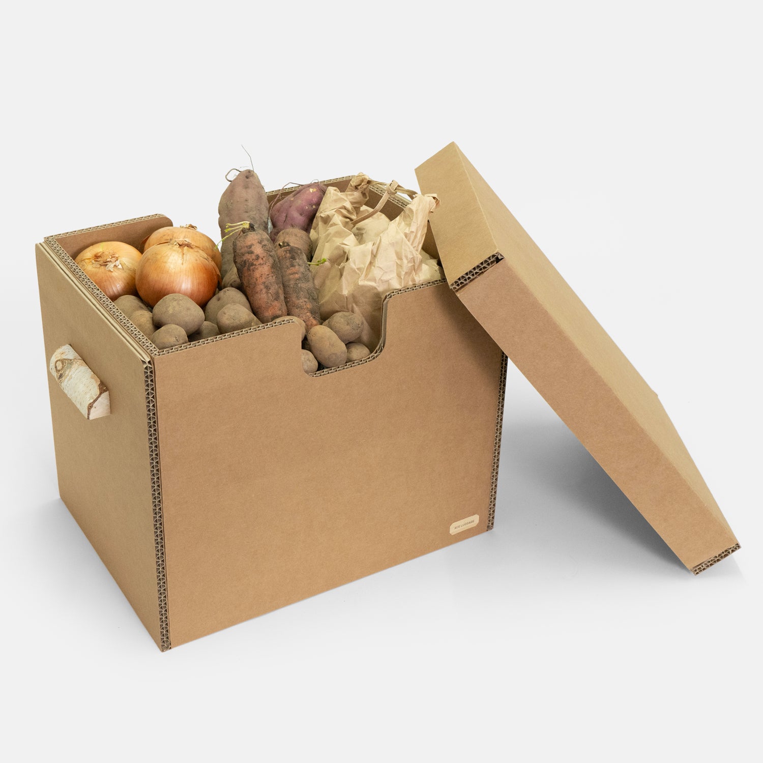 「mCBシラカンバBOX 19.2インチ」は、冷蔵庫に入れない野菜やお米袋など、食料ストックなどを収納するボックスとしてもお使いいただけます。