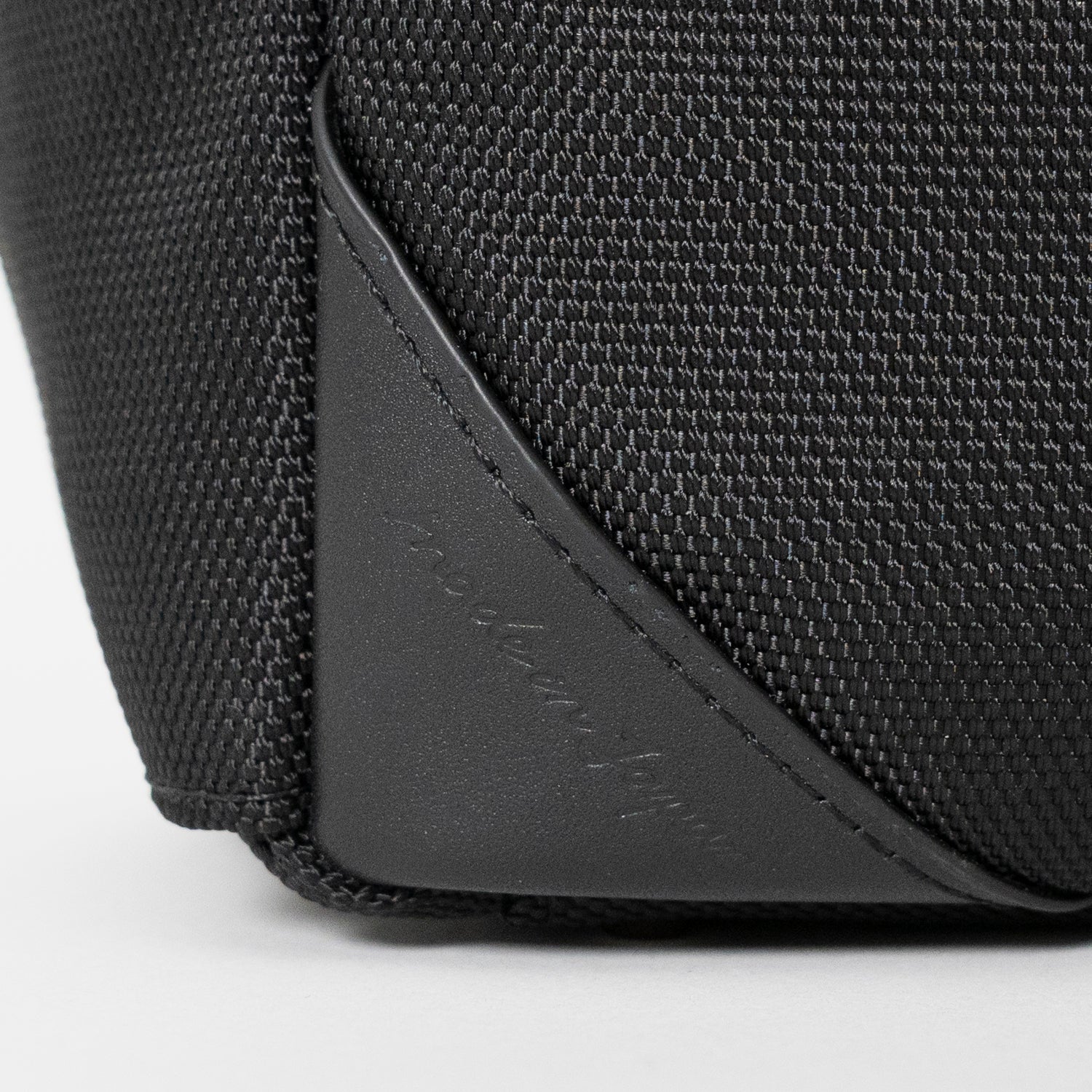 Floe ワーク＆デイリートートバックはメイドインジャパン・日本製の証が付いています。